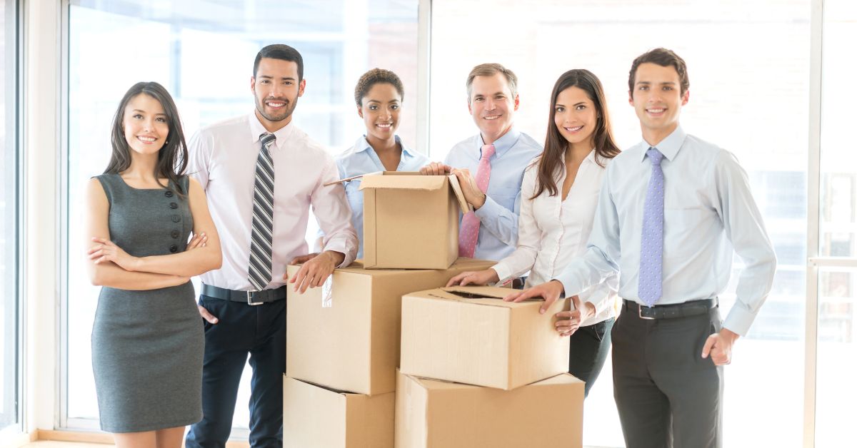 Is-Your-Office-Moving-Cross-Country-Dont-Forget-These-9-Key-Things-Nilson-Van 1