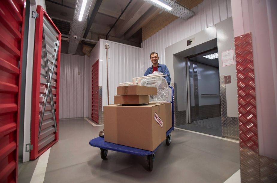 Getting Smart With: Storage Services and Your Next Move - Nilson Van and Storage