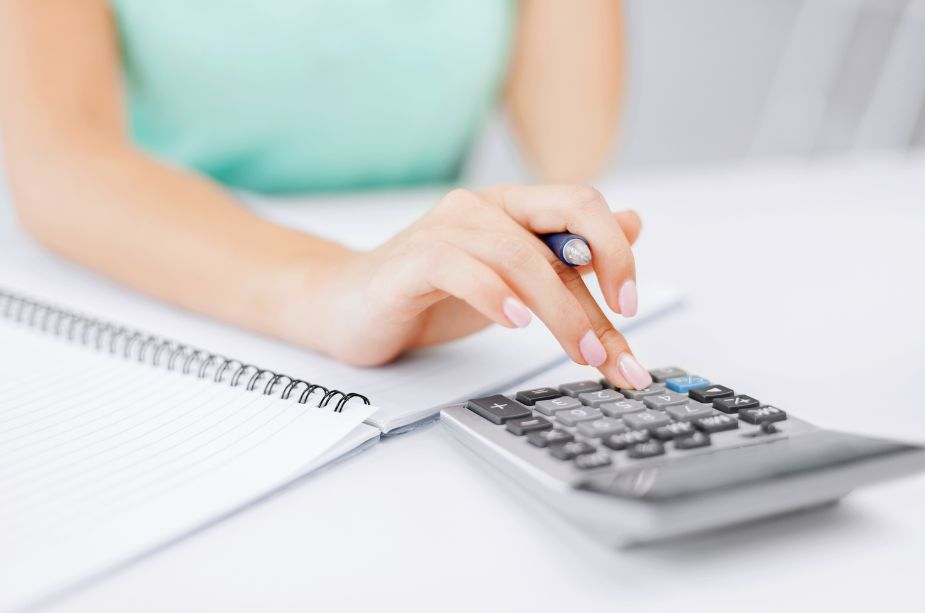 Moving on a Budget? How a Good Moving Cost Calculator Can Help - Nilson Van and Storage