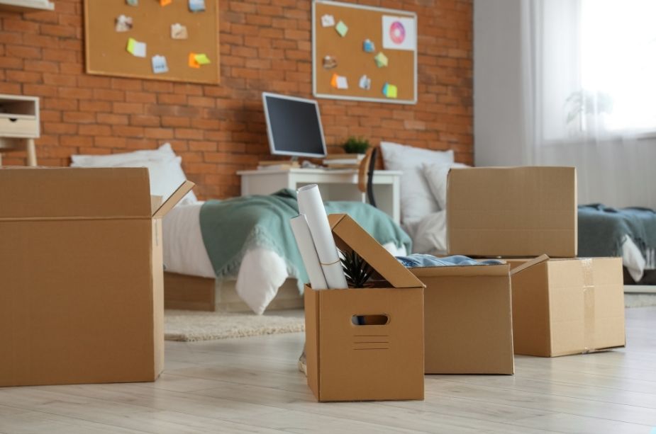Packing Your Holiday Decorations for a Move - Nilson Van and Storage