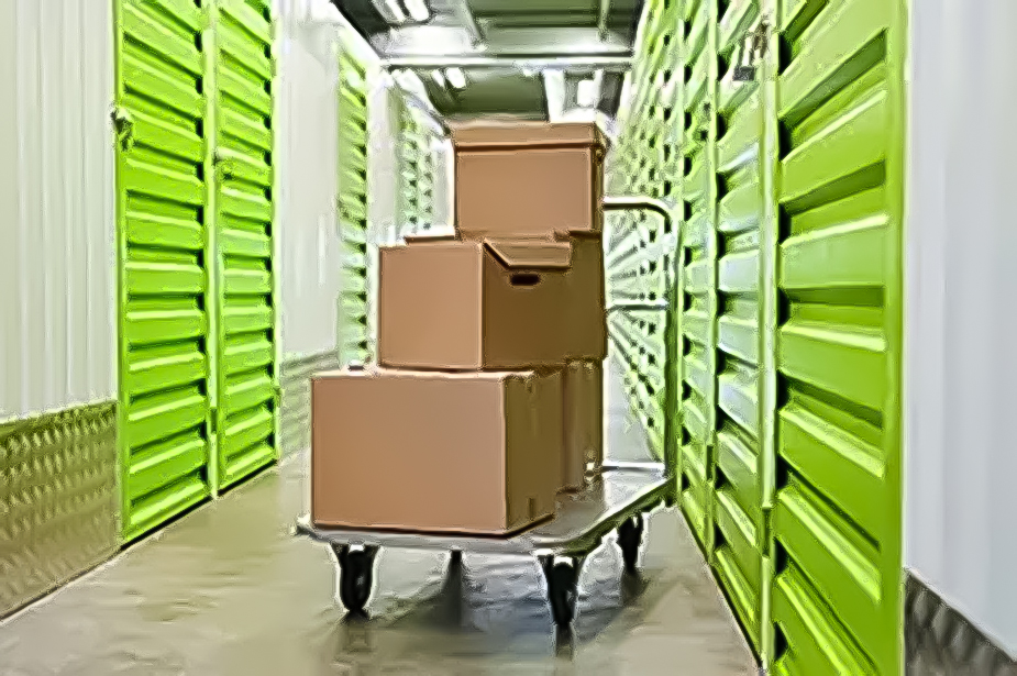 Storage Units: Pros and Cons - Nilson Van and Storage