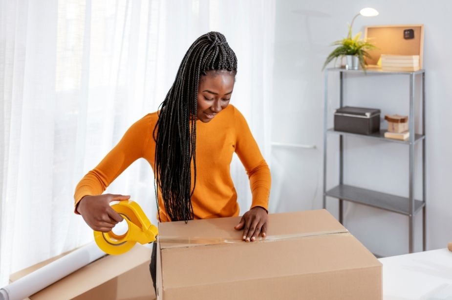 Tips and Tricks on Packing Clothes for a Big Move - Nilson Van and Storage