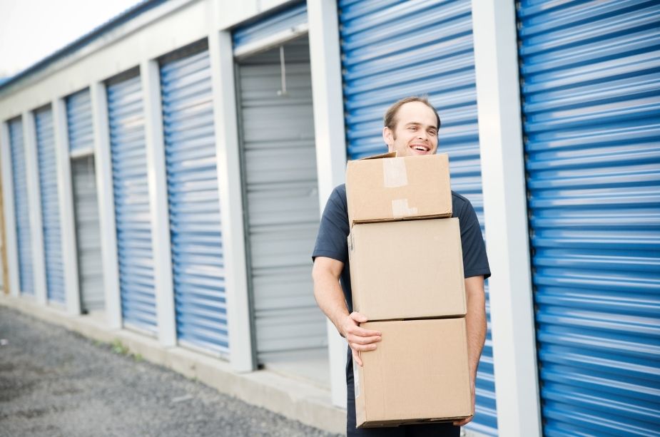 Two Ways Temporary Storage Can Help with Your Office Relocation