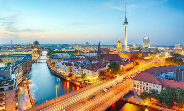 Moving to Germany from the USA - Nilson Van and Storage