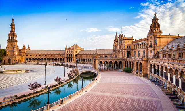 Moving to Spain from the USA - Nilson Van and Storage